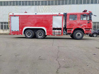 Truk Air Profesional 12 Ton dengan Tangki Busa Air dan Pompa untuk Gudang Industri dan Perlindungan Kebakaran Kota