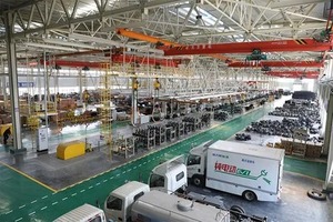 รถบรรทุกขนส่งอาหารสัตว์ขนาดใหญ่ Dongfeng 6x4 สำหรับงานหนัก  ความจุสูง สำหรับฟาร์มปศุสัตว์  ปรับแต่งได้ทั้งพวงมาลัยซ้าย/ขวา - Product Image 6
