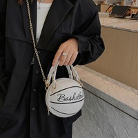 Vente en gros de nouveauté forme de basket-ball lettre balle ronde fourre-tout sac à main sac à bandoulière pour les filles