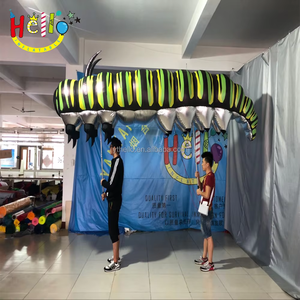 Desfile Decoración Caminar Traje Rayas verdes y negras Marioneta de <span class=keywords><strong>oruga</strong></span> inflable - Product Image 3