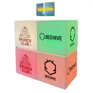 Décoration de festival en forme de cube LED, télécommande, batterie au lithium, étanche IP54, multicolore, pour clubs, bars, centres commerciaux - Product Image 4