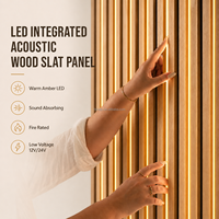 Panneau acoustique en bois à lattes avec LED ambre chaud, insonorisant, pour revêtement mural de chambre d'hôtel, restaurant, fond de télévision