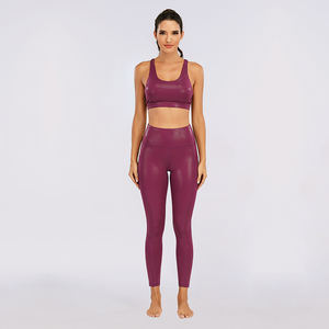 مصنع OEM إمرأة أكتيفيوير طماق لامعة مخصص ارتفاع الخصر السائل طماق لامعة اليوغا اللباس الداخلي مع جيوب - Product Image 4