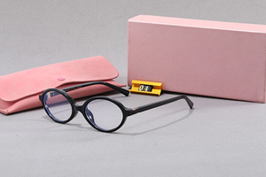 Con logotipo personalizado para mujer, gafas de sol redondas con correa personalizada para hombre, gafas de sol de alta gama para damas. - Product Image 3
