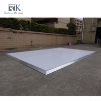 Plancher de danse blanc brillant, plateforme en bois, cadre en aluminium