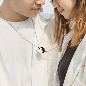Colliers <span class=keywords><strong>de</strong></span> couple chat noir et blanc mignons, pendentif cœur chat pour meilleurs amis, collier en acier inoxydable, cadeau bijoux - Product Image 3