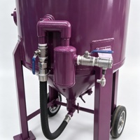 Machine de sablage de précision pour verre avec distribution uniforme de l'abrasif pour le traitement du verre décoratif