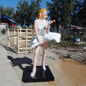 Vente en gros de décoration intérieure <span class=keywords><strong>Marilyn</strong></span> <span class=keywords><strong>Monroe</strong></span> <span class=keywords><strong>Statue</strong></span> en résine <span class=keywords><strong>Statue</strong></span> de <span class=keywords><strong>Marilyn</strong></span> <span class=keywords><strong>Monroe</strong></span> en résine taille personnalisée <span class=keywords><strong>Statue</strong></span> de <span class=keywords><strong>Marilyn</strong></span> <span class=keywords><strong>Monroe</strong></span> - Product Image 2