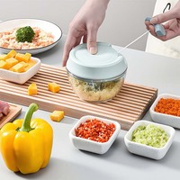 Machine manuelle de traitement des aliments avec logo personnalisé pour hacher les légumes broyeur d'ail à corde tiré à la main portable coupe-oignons