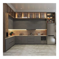 Armoire de cuisine haut de gamme en mélamine imitation bois, panneau mural, quincaillerie dorée, armoire de cuisine intelligente