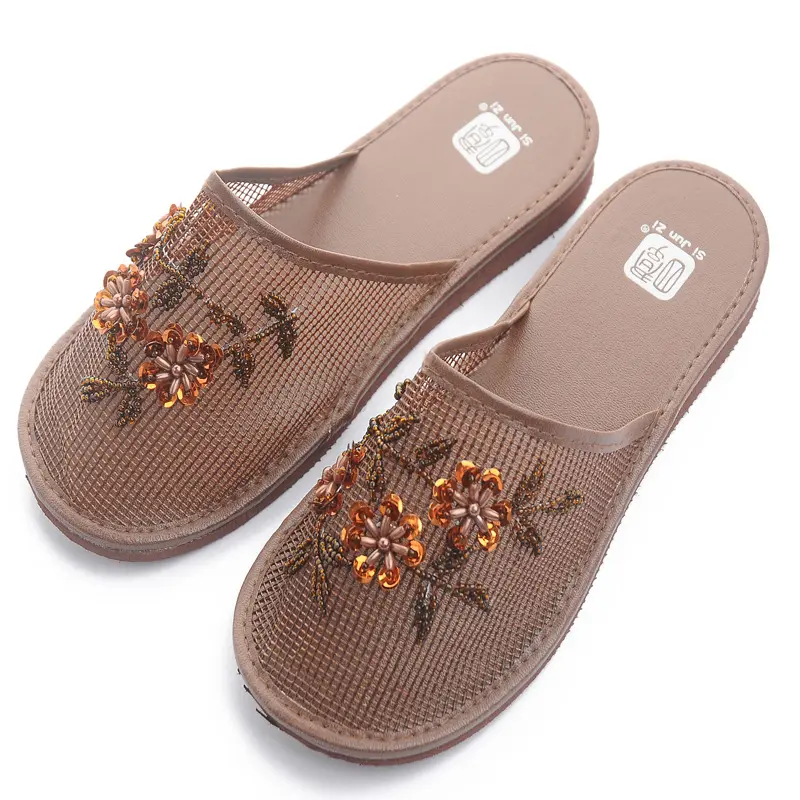 2020 Latest Flower PVC Flat Lady Summer Stylish Office Indoor Home Outdoor Beach New Candy Color Women's Footwear Clear Slipper