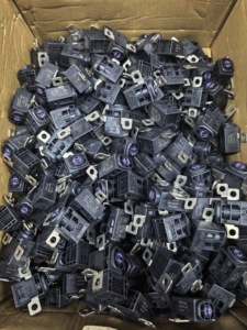 Capteur de température automobile OEM 4F0915519 Protection contre les surcharges pour <span class=keywords><strong>Audi</strong></span> A5 Q5 A6 A7 Volkswagen Skoda - Product Image 6