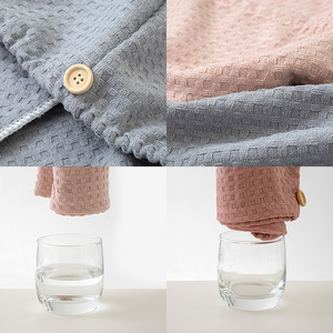 Exclusivité transfrontalière : Bonnet de séchage capillaire en microfibre ultra-absorbant à séchage rapide pour femme, motif gaufré, type foulard et bonnet de bain - Product Image 3