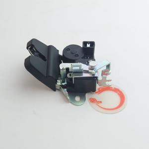 Système de couvercle de haute qualité LATCH ASSY-TAIL GATE 81230-H0030 81230-H0030 pour Hyundai Solaris 81230-H0030 - Product Image 2