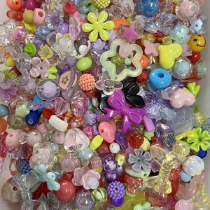 50g/bolsa Abalorios Kawaii Acrílicos Mixtos con Formas de Corazón, Oso, Flor, Lazo y Estrella, a Granel, para Llaveros, Collares DIY y Colgantes para Teléfono, para la Creación de Joyas - Product Image 2