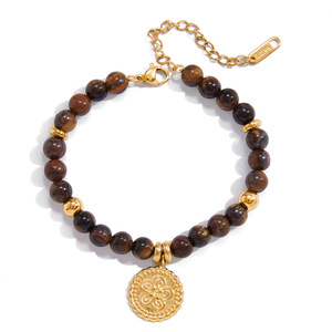 Pulsera de Piedras Naturales con Dijes Dorados para Mujer, Joyería para Uso Diario - Product Image 5