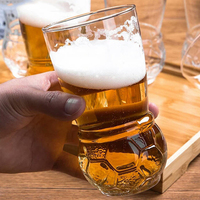 Verre à bière en cristal en forme de ballon de football, sans plomb, résistant à la chaleur, pour la bière pression et les jus, idéal pour la célébration des supporters de football 2026