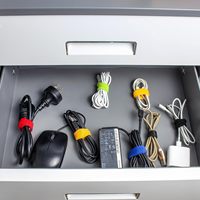 Werkslager kostenlose Proben individuelles LOGO Größe Farbe wiederverwendbarer einstellbarer Kordel-Organisator Reißverschluss für Computer/TV/Elektronik