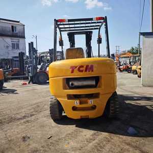 Montacargas Diésel Usado TCM FD50 de 5 Toneladas de Alta Calidad con Desplazador Lateral Hidráulico y Mástil de Dos Etapas en Venta en China - Product Image 4