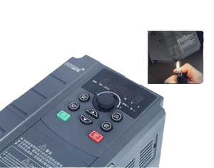 Inversor de Frecuencia Variable (VFD) Solar de 4kW-5.5kW para Bomba, Monofásico 220V, Control FVC, IP20, Uso Industrial para Sistemas de Motor - Product Image 1