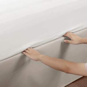 Jupe de lit réglable DB brodée/imprimée enveloppante douce pour lits king/queen pour maison hôtel pour vivre décor de noël - Product Image 5