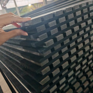 Paneles Acústicos de <span class=keywords><strong>Madera</strong></span> con Revestimiento de Chapa de MDF Perforado, Estilo Listones, <span class=keywords><strong>Precio</strong></span> Razonable de Fábrica Estándar en China - Product Image 5