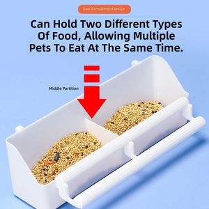 Comedero Rectangular Ecológico de Plástico para Loros y Pájaros - Tazón Colgante para Comida con Accesorios para Jaulas - Product Image 3