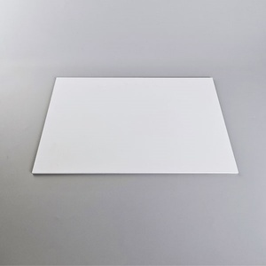 Base de gâteau rectangulaire Sunshine robuste en carton doré anti-graisse, format quart de feuille - Product Image 2