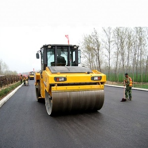 Top Brand China New <b>Road</b> Roller XD133 13 Ton Vibrator Soil Compactor Euro 4 - Product Image 3