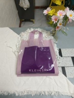 Sacs en plastique PE épais et durables personnalisés, impression de logo en sérigraphie, poignée de longueur de main pour les magasins de vêtements, sacs cadeaux pour garçons et filles