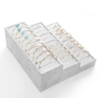 Luxe noir gris trois couches velours bracelet présentoir bijoux Bracelet anneau escalier présentoir