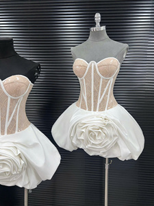 Robe mini blanche vintage sans bretelles, style coréen, en dentelle, moulante, avec jupe à volants, pour soirée et été - Product Image 5