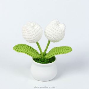 Maceta de Tulipanes Tejida a Crochet, Mini Planta Artificial en Maceta, Decoración Perfecta para el Hogar, Regalo - Product Image 6
