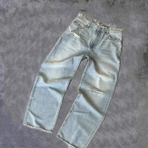 <span class=keywords><strong>Jeans</strong></span> 100% a gamba dritta in cotone acido da <span class=keywords><strong>uomo</strong></span> pantaloni in Denim Vintage di alta qualità con dettagli strappati comodi rilassati - Product Image 2
