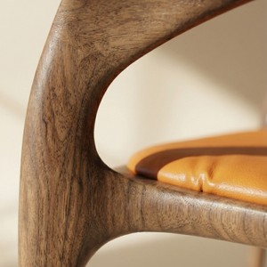 Fauteuil lounge contemporain en bois de noyer, accoudoirs ergonomiques incurvés, finition naturelle à grain ouvert pour la maison, l'hôtel, PISANO - Product Image 6