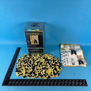 <span class=keywords><strong>Mini</strong></span> juguete de plástico ABS de 43cm, venta al por mayor, modelo Bearbrick, bloques de construcción de oso de dibujos animados, juego de figuras mágicas, decoración del hogar, acción de Anime - Product Image 6