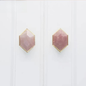 Boutons de poignée <span class=keywords><strong>en</strong></span> cristal rose, à trou unique, <span class=keywords><strong>en</strong></span> <span class=keywords><strong>pierre</strong></span> naturelle avec base <span class=keywords><strong>en</strong></span> laiton, pour meubles, portes, tiroirs et armoires - Product Image 1