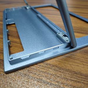 Carcasa de Pantalla Portátil Mecanizada por <span class=keywords><strong>CNC</strong></span>, Marco de Pantalla de Aleación de Aluminio con Soporte para Mecanizado, Se Acepta OEM - Product Image 2