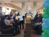 Fauteuil de massage personnalisé avec monnayeur, 4 roues motorisées sur le dossier, pour salle VIP, aéroport, centre commercial