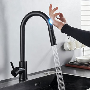 Moderno sensore estraibile nero rubinetto da <span class=keywords><strong>cucina</strong></span> Touch Control in acciaio inossidabile montato a leva singola <span class=keywords><strong>miscelatore</strong></span> senza contatto rubinetto lavello - Product Image 1