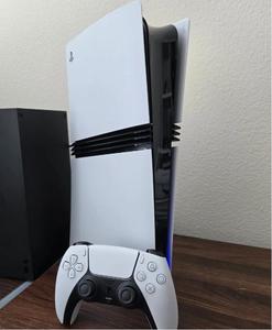 120fps คอนโซล<span class=keywords><strong>5</strong></span> Pro 4K 2TB ความเร็วสูงพิเศษรองรับความละเอียด8K <span class=keywords><strong>PS</strong></span> <span class=keywords><strong>VR</strong></span> รองรับแม่พิมพ์ส่วนตัวประเภทปลั๊กแบบยุโรป/สหรัฐ - Product Image 3