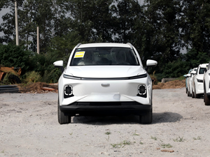 Auto Usado Más Vendido del 2022, Geely Geometric E Firefly, Autonomía Eléctrica Pura: 401 Kilómetros, Ideal para la Familia - Product Image 2