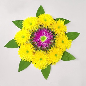 Fournitures sacrificielles Petites couronnes artificielles Tombeau Balayage Fleurs Fleurs en soie Couronnes de fleurs artificielles pour les funérailles - Product Image 5