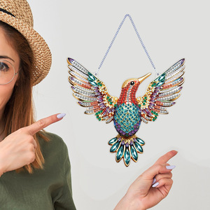 จี้อะคริลิคโลหะแขวนผนังภาพวาดรูป<span class=keywords><strong>นก</strong></span>บินแบบทำมือ - Product Image 1