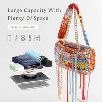 Sac à bandoulière vintage style bohème pour femme, avec fermeture simple, en crochet tressé, à pompons, décontracté, pour la plage