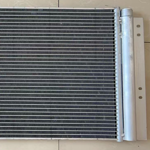 Sinotruk Nieuwe Langeafstands Geluidsarme Condensor Oe 16d48200042 Voor Howo C7 6X4 Gekoelde Vrachtwagen Met 12 Maanden Garantie - Product Image 4