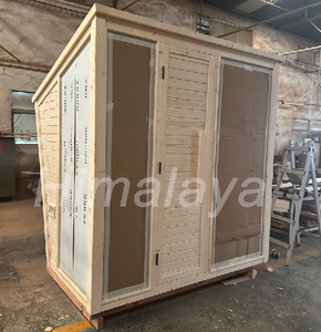 <span class=keywords><strong>Sauna</strong></span> di Lusso per 4 Persone in Cedro Rosso Personalizzata - Vapore Umido con Ozono e Circolazione Uniforme del Calore per il Benessere - Product Image 3