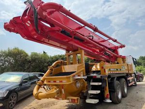 Pompe à béton hydraulique d'occasion SYM5330THB 49m, moteur diesel, pour travaux de construction, modèle 2013, à prix avantageux - Product Image 3