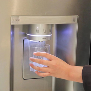 Réfrigérateur à double <span class=keywords><strong>porte</strong></span> de 655L sans gel avec fabrication de glace et distributeur d'eau Réfrigération et congélation domestiques commerciales - Product Image 4