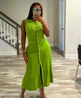 Robe en tricot crocheté ajouré, col en V, sans manches, boutonnage simple, cintrée à la taille, style vintage premium, Printemps/Été 2026